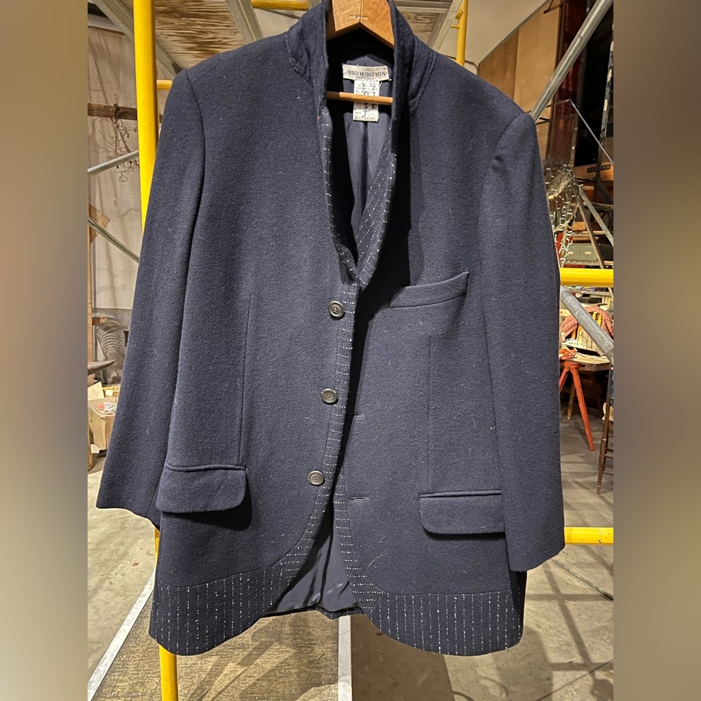 Vintage Issey Miyake dark blue blazer. In near perfect condition.